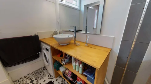 Prywatny pokój 148 Rue Alexis Perroncel, 69100 Villeurbanne, France, obraz 9 14