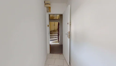 Apartamento inteiro em 202 Rue Beauvoisine, 76000 Rouen, France, imagem 8 de 11