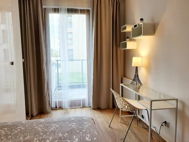 Entire apartment at Aleja Generała Józefa Hallera 134, image 2 of 25