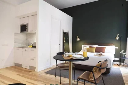 Entire apartment at Plaza del Ángel, image 6 of 20