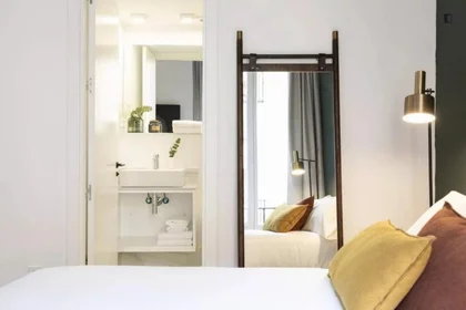 Entire apartment at Plaza del Ángel, image 7 of 20