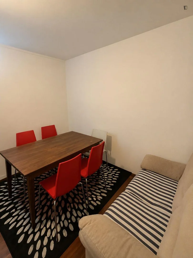  bölgesinde konforlu ve ferah öğrenci odası