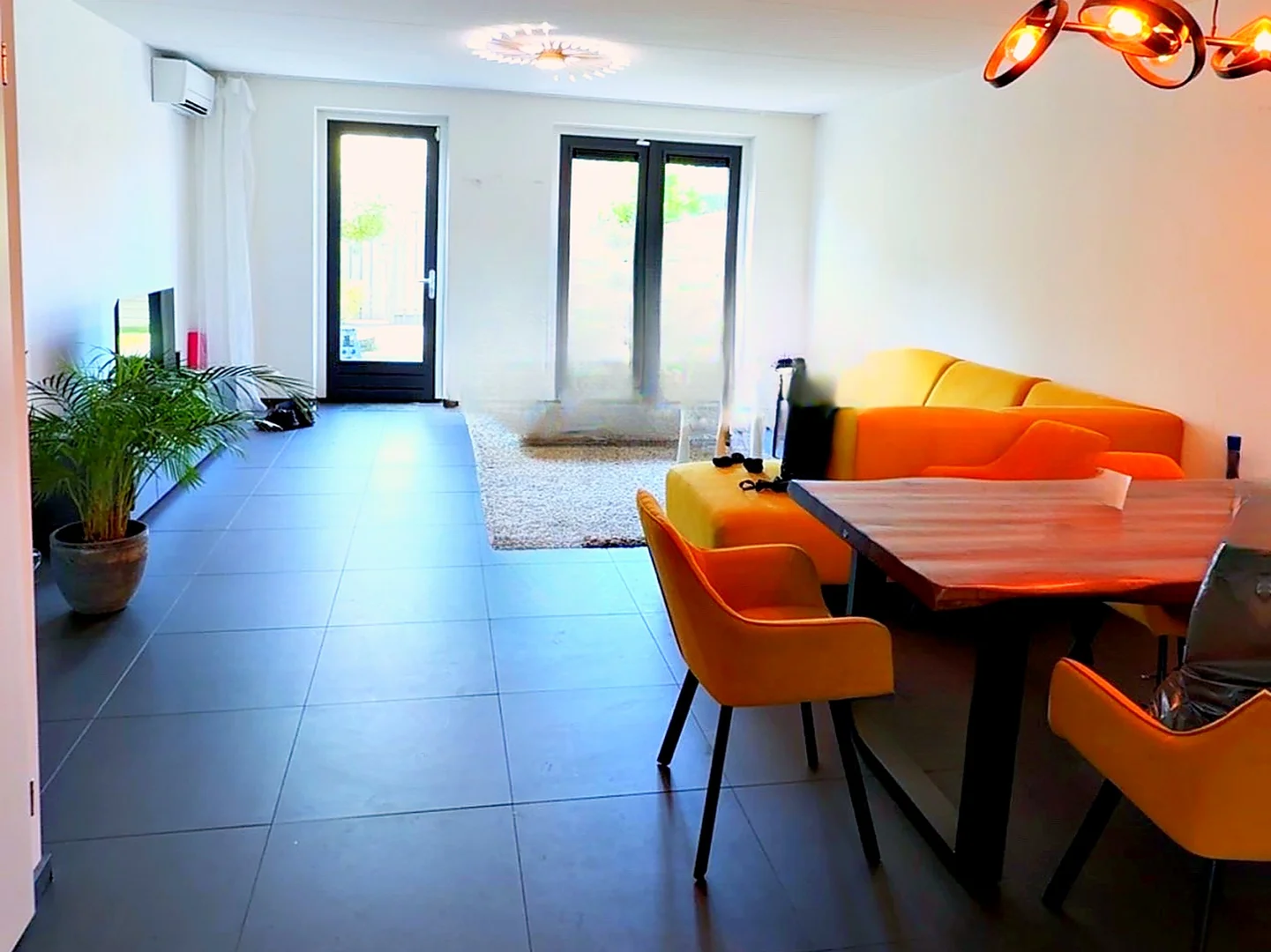 Habitación asequible para estudiantes con buena iluminación en 