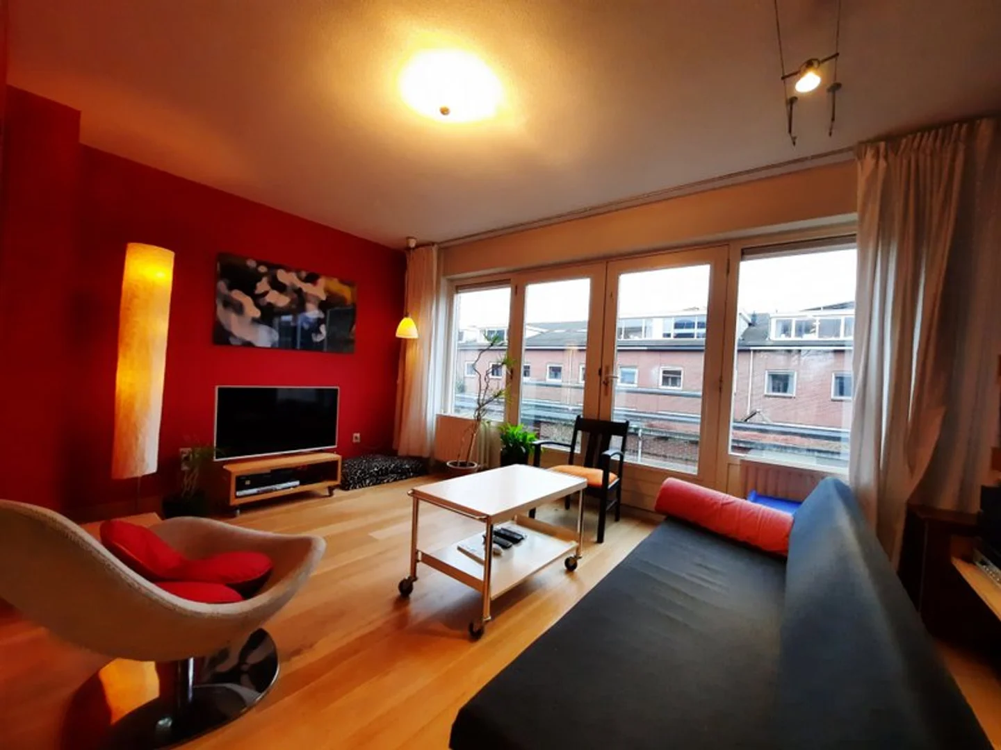 Habitación estudiantil económica cerca del campus en 