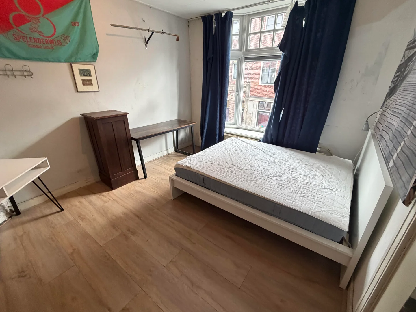 Economical student room with convenient location in 