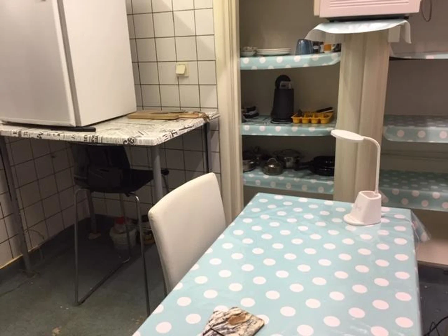 Asequible apartamento estudio con características esenciales en 