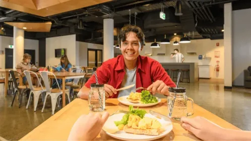 Dairenin tamamı Ikamet yerinde konumu 125 Colchester St, South Brisbane QLD 4101, Australia, 18 26 görüntüsü