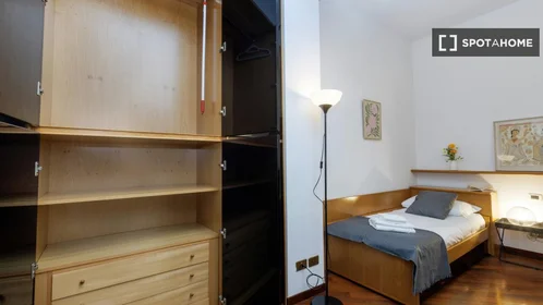Privatzimmer in der Viale Sarca, bild 5 von 19