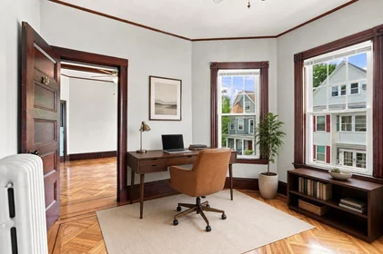 Alojamiento entero en residencia en 31, Saxton St., Unit 2, Dorchester, Boston, MA, 02125, imagen 15 de 21