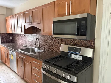 Alojamiento entero en residencia en 29, Donald Rd., Unit 3, Dorchester, Boston, MA, 02124, imagen 23 de 28