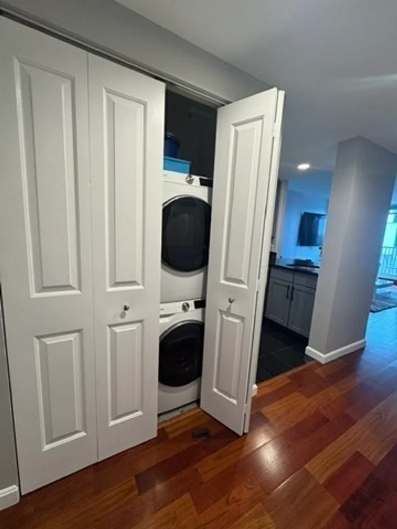 10, Museum Way, Unit 528, East Cambridge, Cambridge, MA, 02141