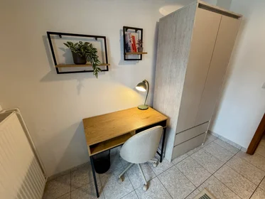Chambre privée à Elefsinos 10, Thessaloniki, Greece , Thessaloniki, , 546 33 Greece, image 13 de 25