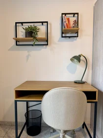 Chambre privée à Elefsinos 10, Thessaloniki, Greece , Thessaloniki, , 546 33 Greece, image 14 de 25