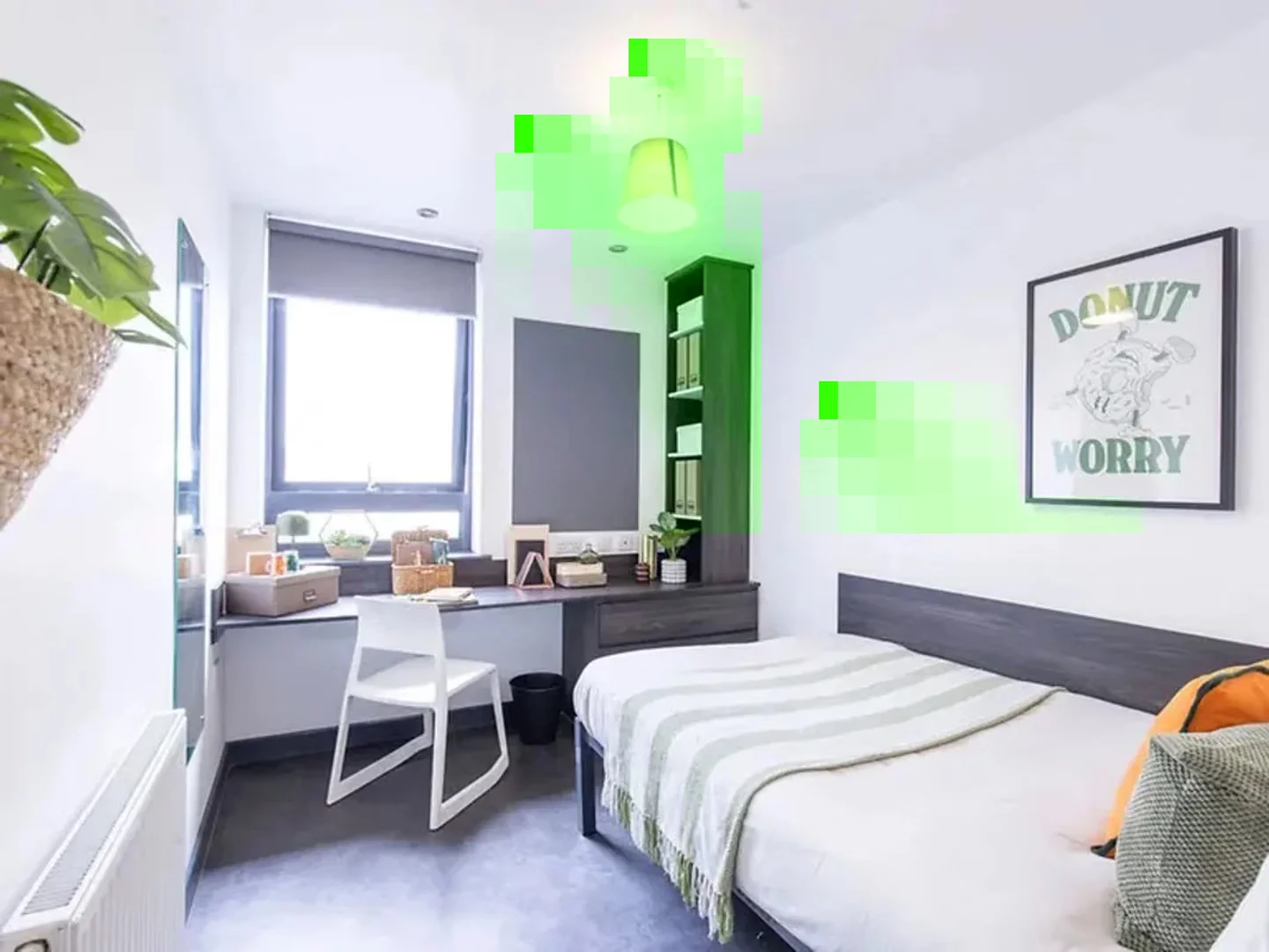 Habitación estudiantil amplia y cómoda en 