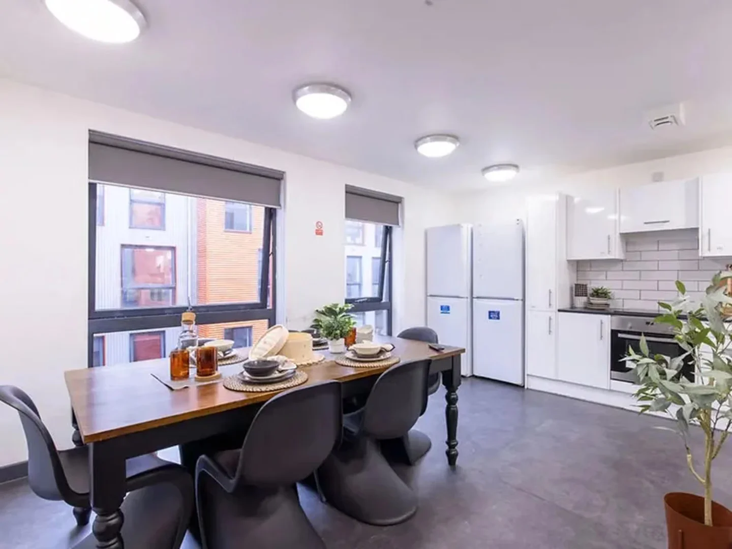 Habitación asequible para estudiantes con buena iluminación en 