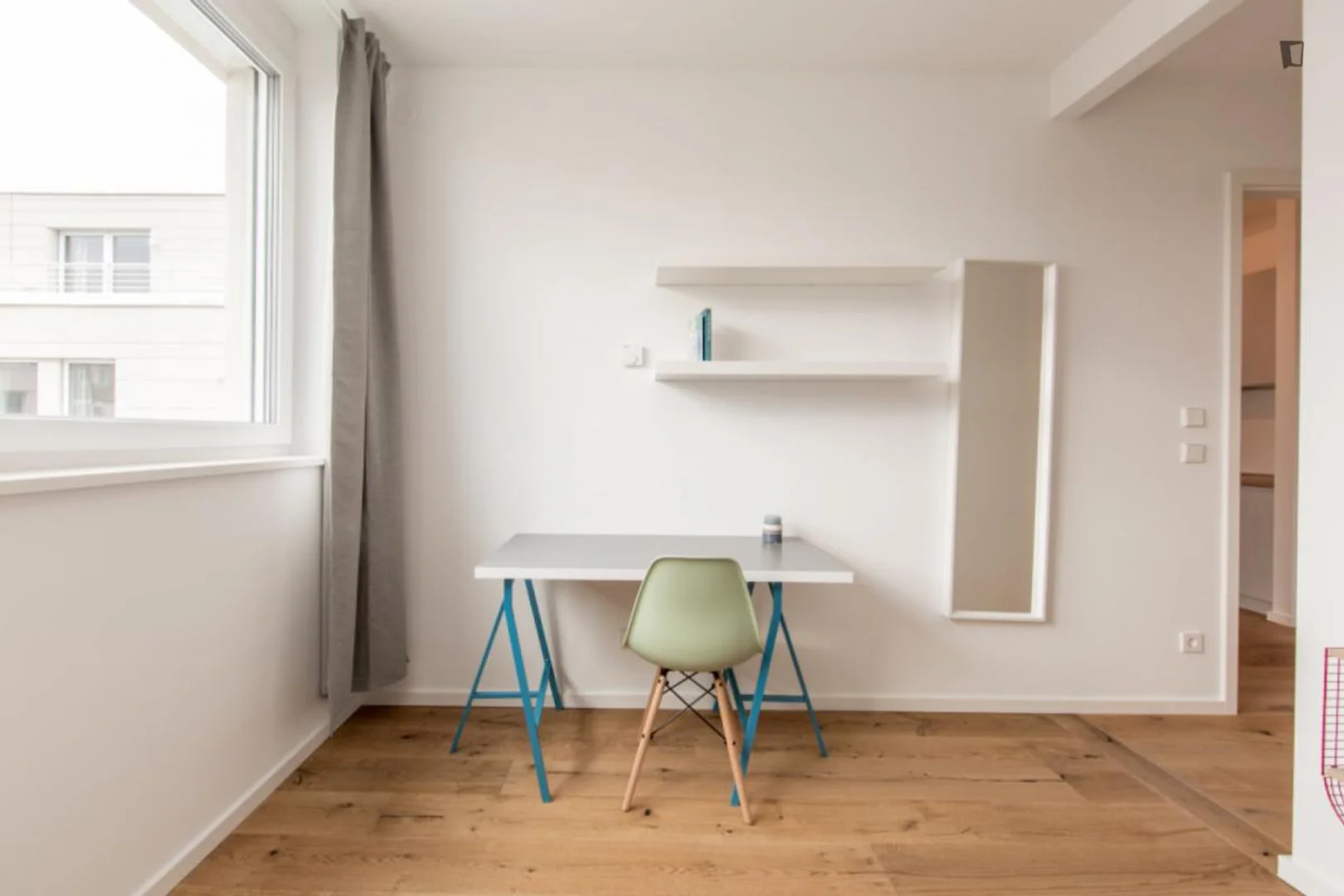 Habitación acogedora para estudiantes disponible en 