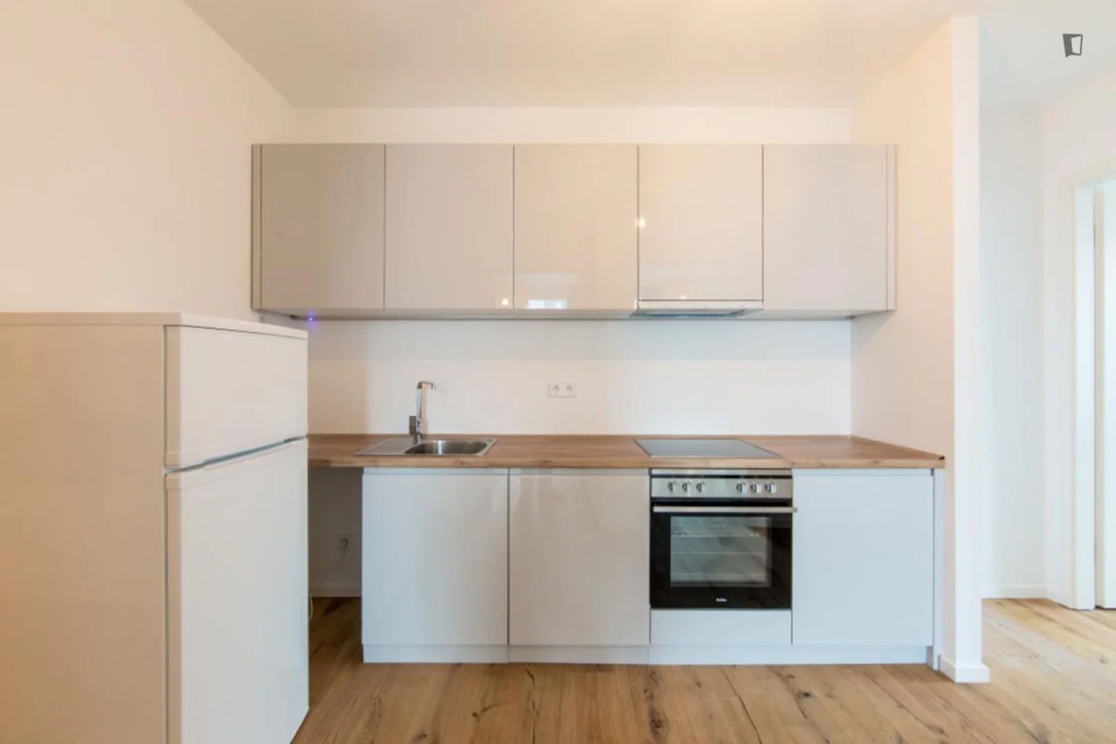 Habitación acogedora para estudiantes disponible en 