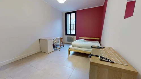 Özel oda konumu 9 Rue de la République, 34000 Montpellier, France, 1 10 görüntüsü