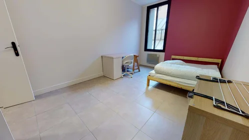 Özel oda konumu 9 Rue de la République, 34000 Montpellier, France, 4 17 görüntüsü