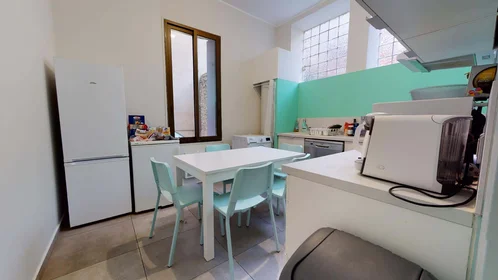 Özel oda konumu 9 Rue de la République, 34000 Montpellier, France, 10 17 görüntüsü