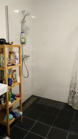 Privatzimmer in der Elzenhagensingel, bild 4 von 10