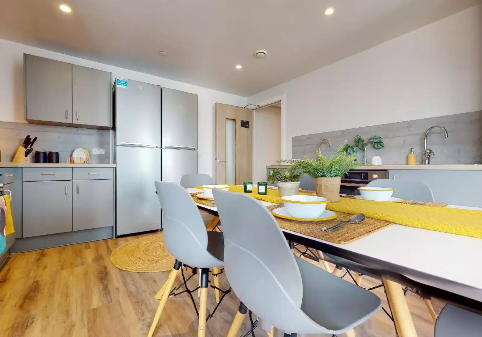 Habitación estudiantil económica con ubicación conveniente en