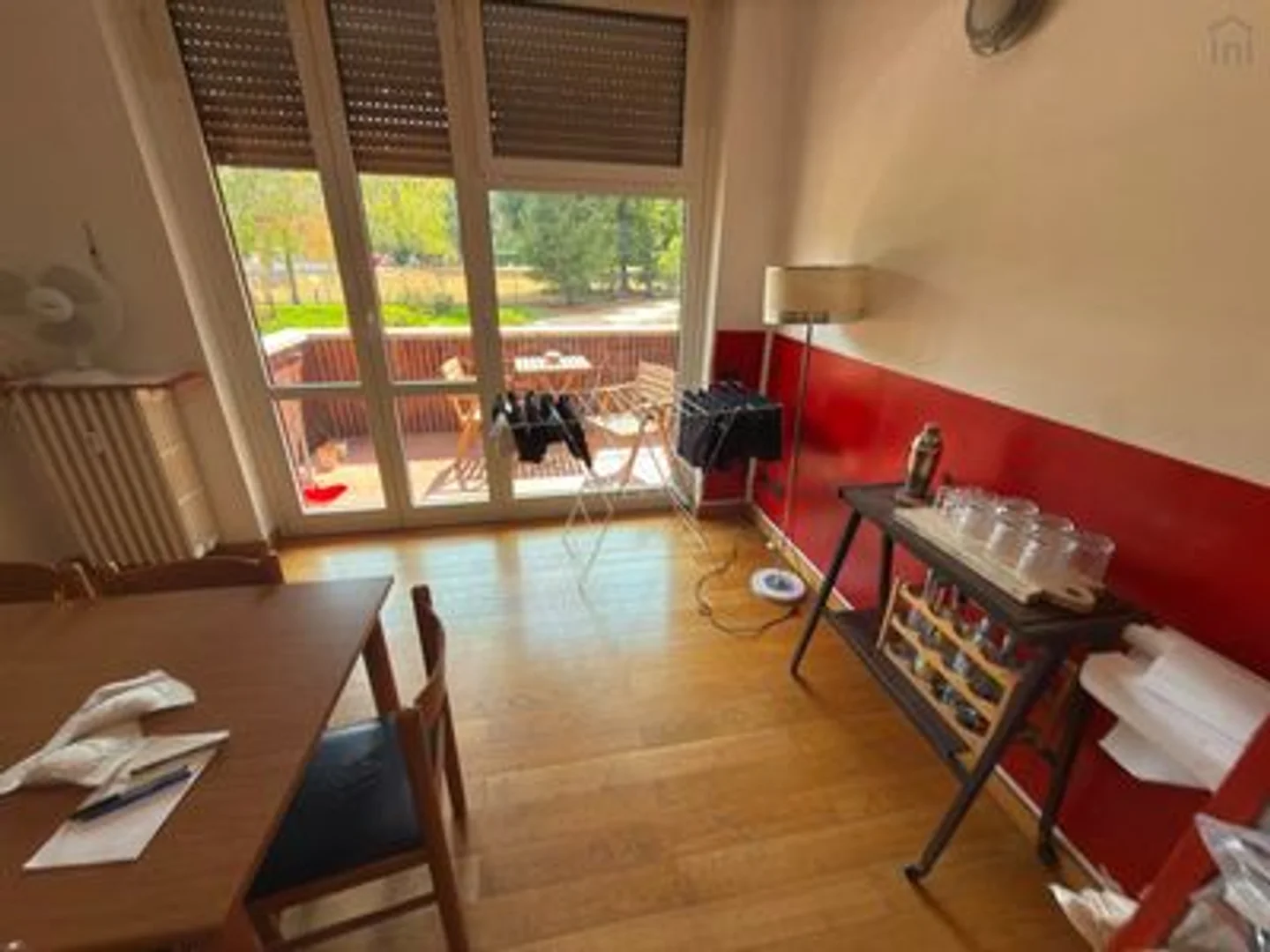 Chambre confortable pour étudiants disponible dans 