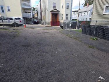Gesamte Unterkunft im Wohnheim in der 90, Adams St., Unit 1R, Dorchester, Boston, MA, 02122, bild 13 von 15