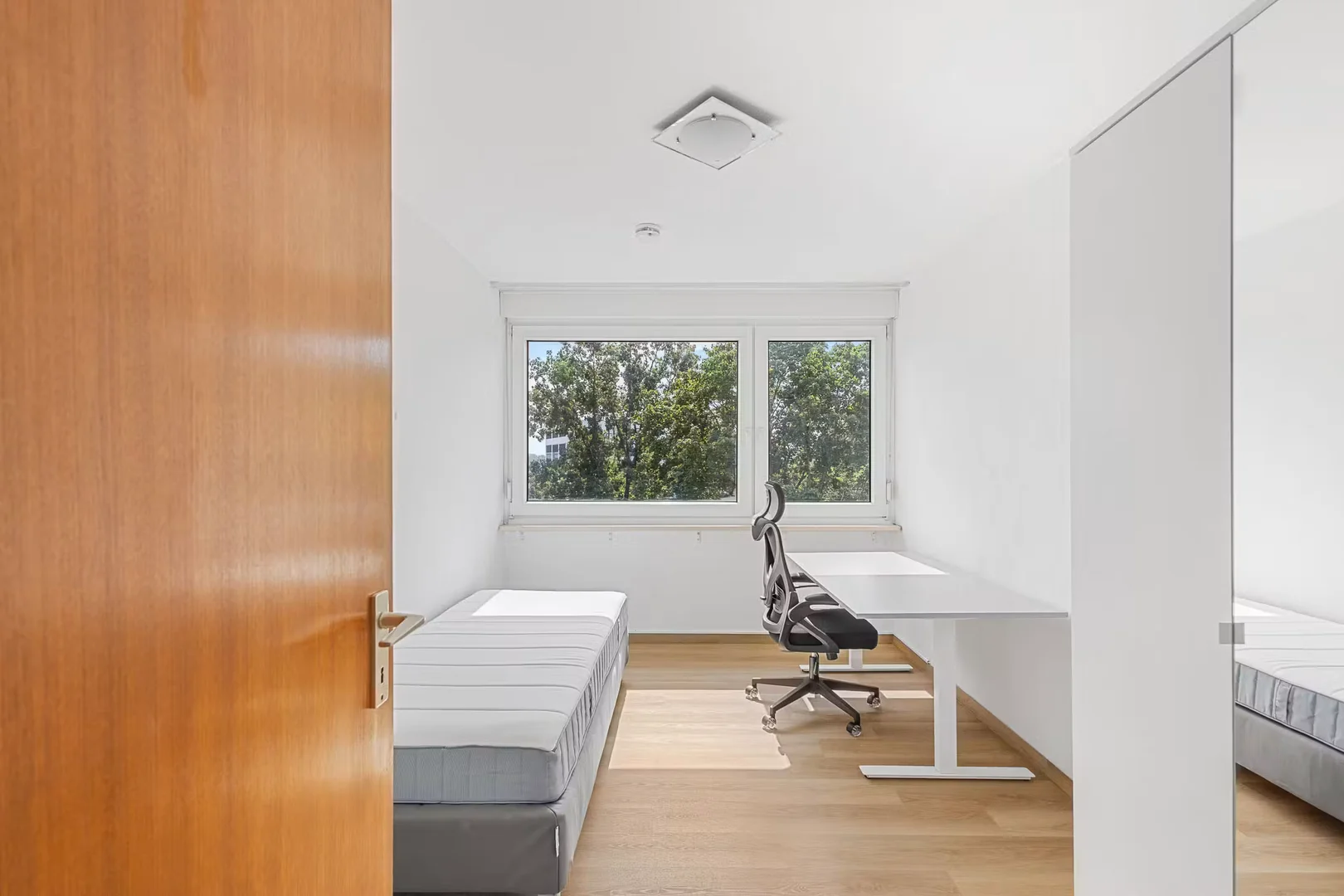 Chambre d'étudiant confortable et spacieuse dans 