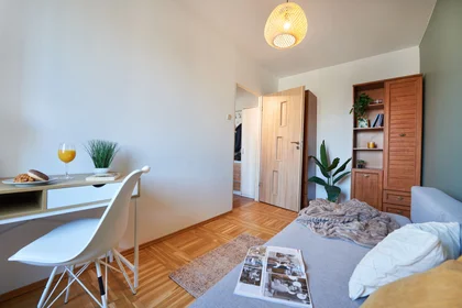 Habitación privada en Pułkownika Kazimierza Iranka-Osmeckiego, imagen 2 de 6