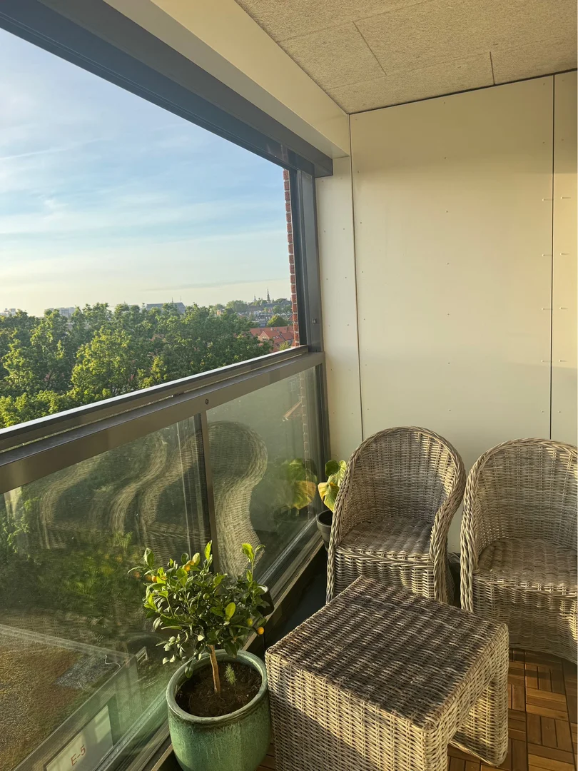 Chambre confortable pour étudiants disponible dans 