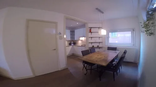 Quarto privado em Frederiklaan, imagem 1 de 6