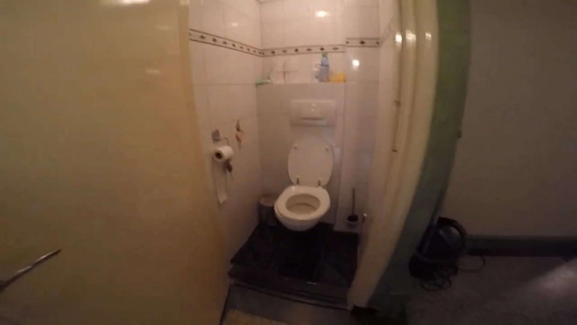 Quarto de estudante em  com área de estudo e instalações partilhadas