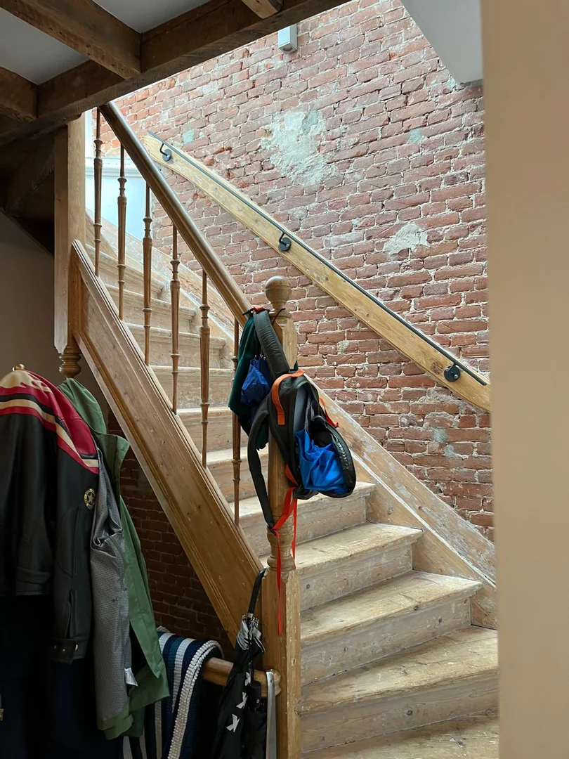 Chambre confortable pour étudiants disponible dans 