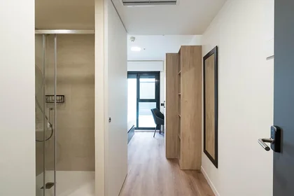 Private room in residence at Calle Alicante, 107, image 2 of 17