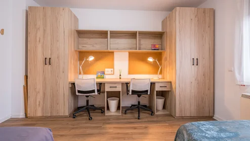 Quarto compartilhado em residência em Paseo del Prior, 103, imagem 3 de 15