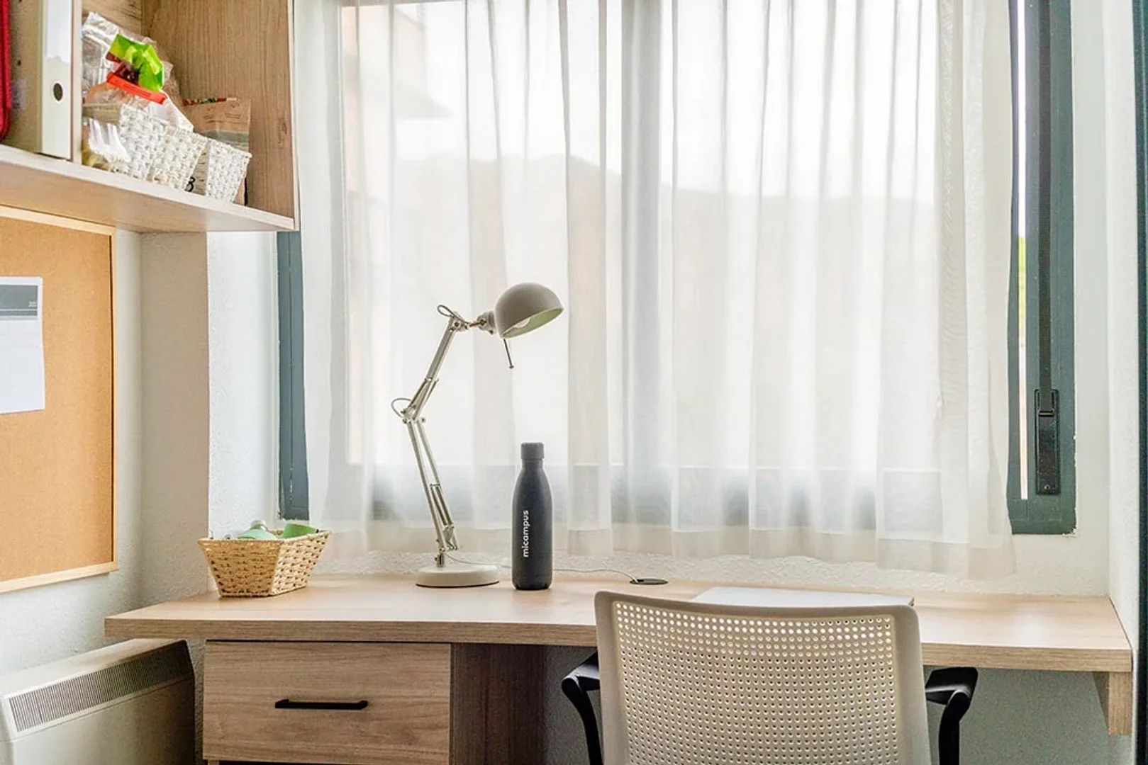 Quarto acolhedor para estudantes disponível em 