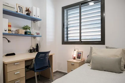 Chambre privée en résidence à Ctra. Su Eminencia, 2A, image 2 de 16