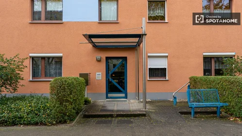 Privatzimmer in der Suhler Str., bild 7 von 19