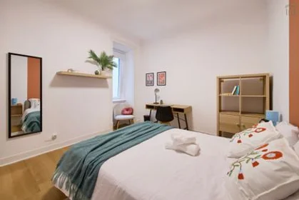 Private room at Marquês de Pombal - Avenida António Augusto de Aguiar, 3º E, image 36 of 41