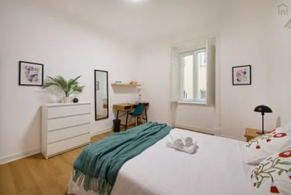 Private room at Marquês de Pombal - Avenida António Augusto de Aguiar, 3º E, image 37 of 41