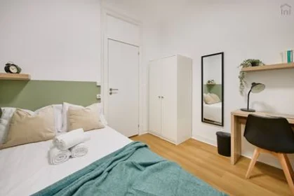 Private room at Marquês de Pombal - Avenida António Augusto de Aguiar, 3º E, image 41 of 41