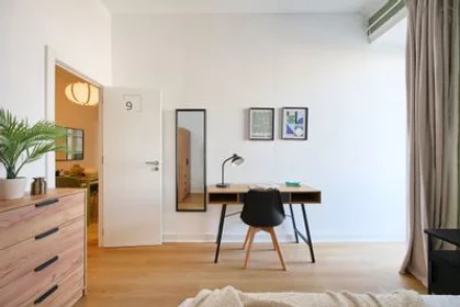Private room at Marquês de Pombal - Avenida António Augusto de Aguiar, 3º E, image 37 of 41