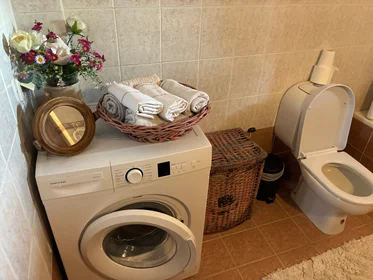 Quarto privado em Akrita Digeni 72a, Patra 264 42, Greece , Patras, , 264 42 Greece, imagem 15 de 30