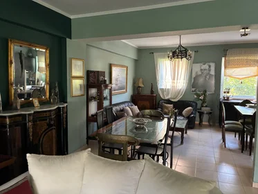Quarto privado em Akrita Digeni 72a, Patra 264 42, Greece , Patras, , 264 42 Greece, imagem 23 de 30