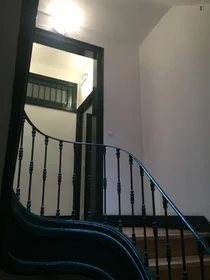 Entire apartment at Rua das Escolas Gerais, image 18 of 22