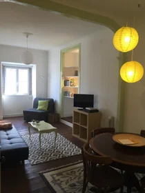 Entire apartment at Rua das Escolas Gerais, image 7 of 22