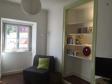 Entire apartment at Rua das Escolas Gerais, image 9 of 22