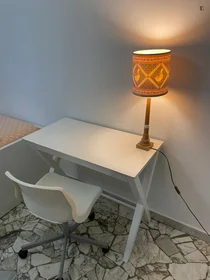 Chambre privée à Viale Lombardia, image 4 de 18