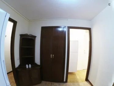 Privatzimmer in der Calle de Orense, bild 22 von 23